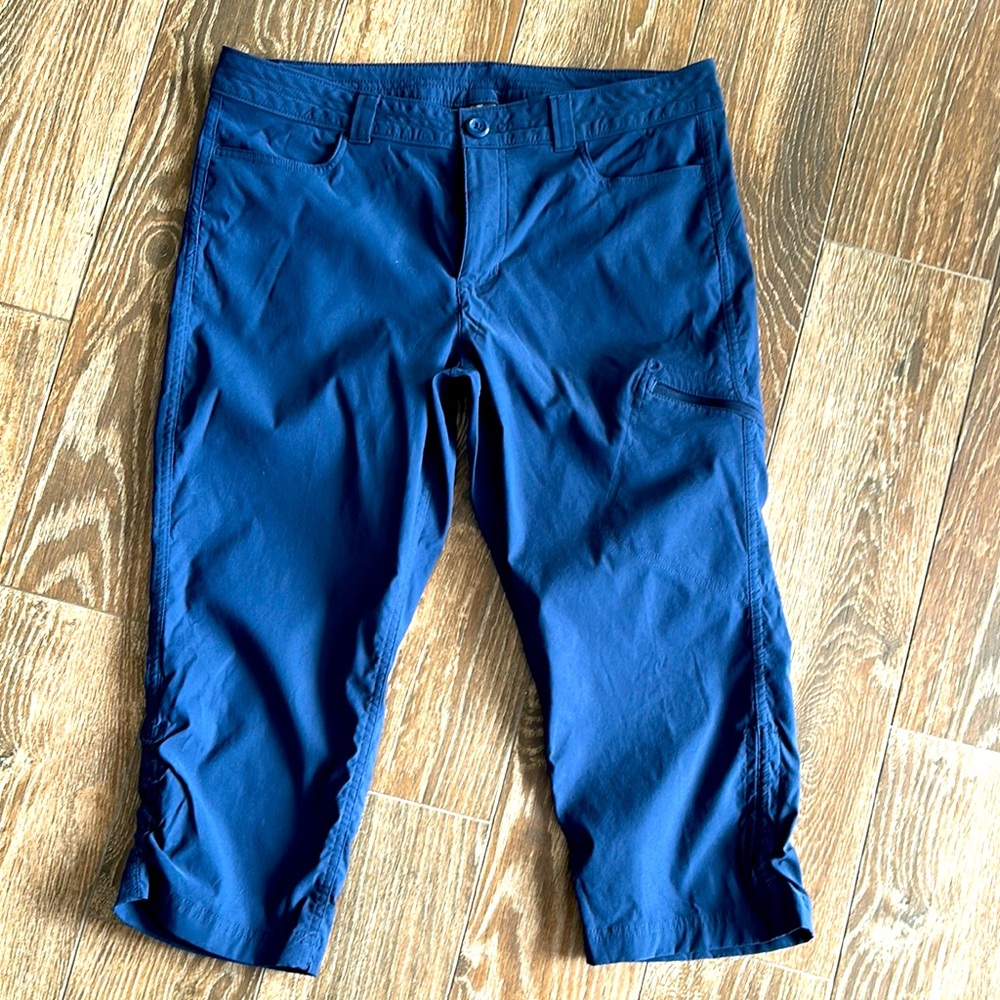 Women’s Blue Capri Pants - Lightweight Stretch
